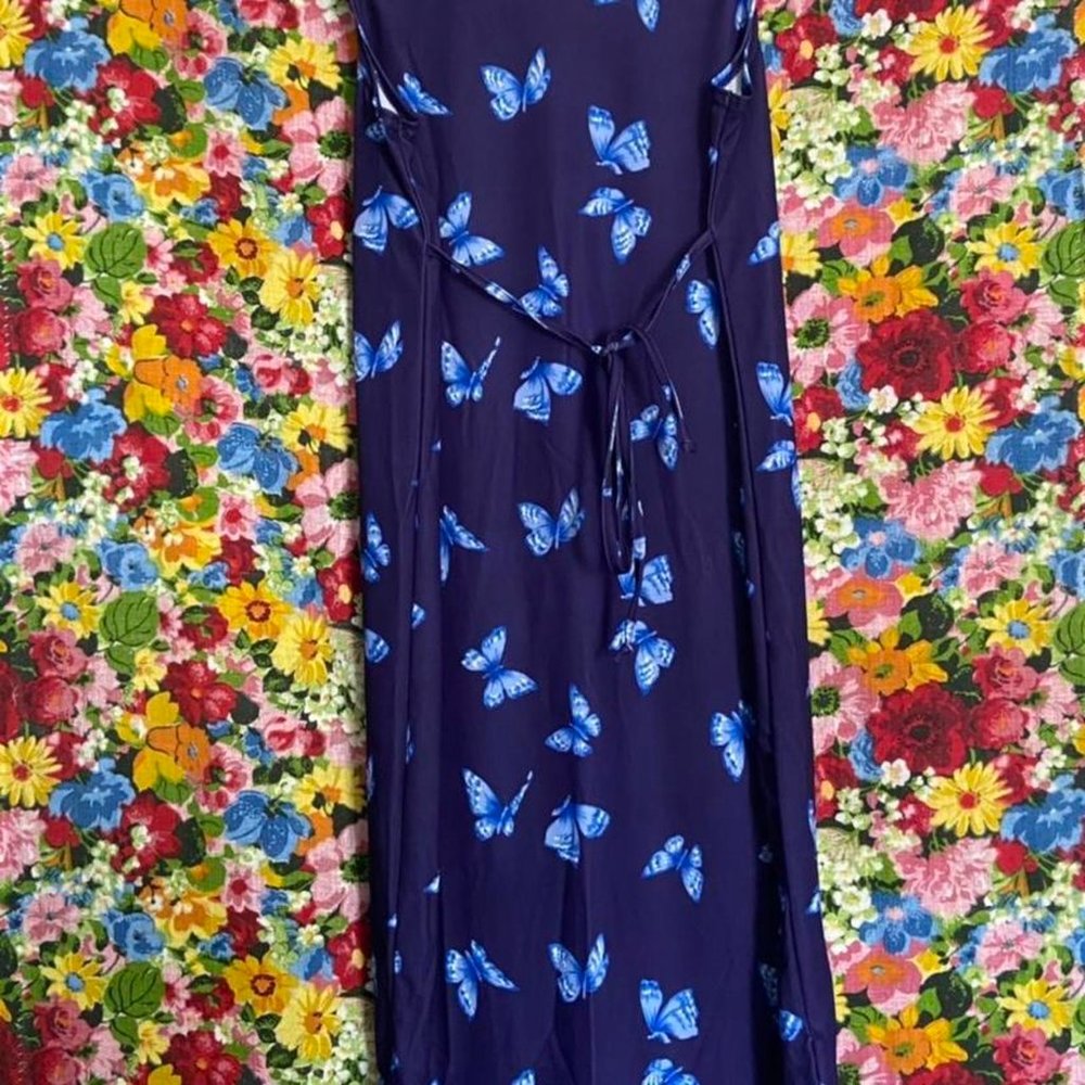The cutest Y2K / 90s butterfly dress 🦋 - Picture 3 of 3